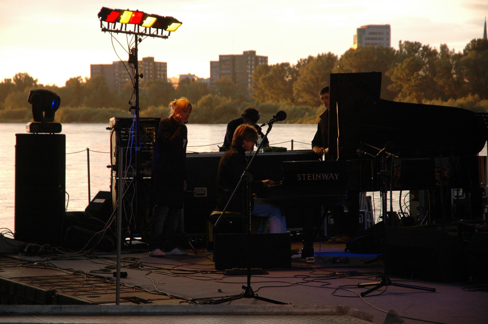 Photo from 2006-06-03T03:02:45.100000