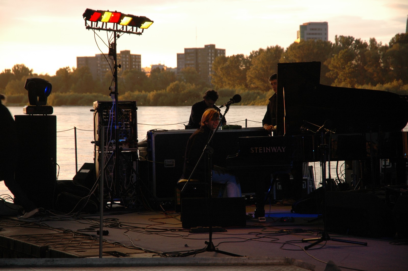 Photo from 2006-06-03T03:02:48.700000